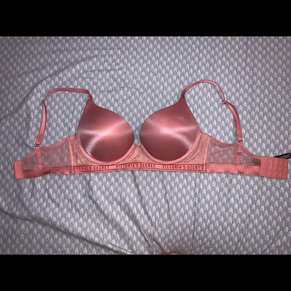 Victoria’s Secret Bombshell Bra
